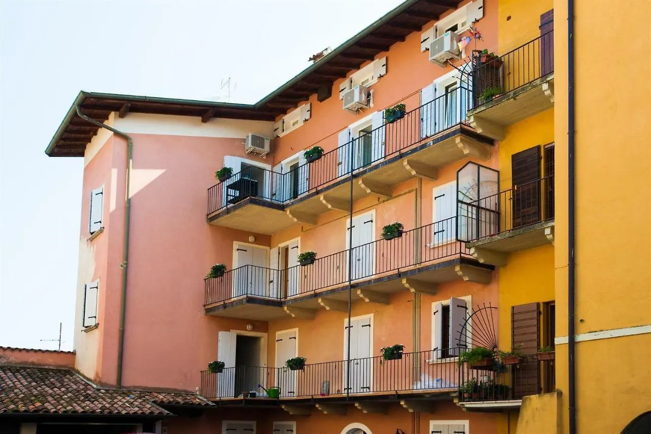 Garda Friends Apartments Toscolano Maderno