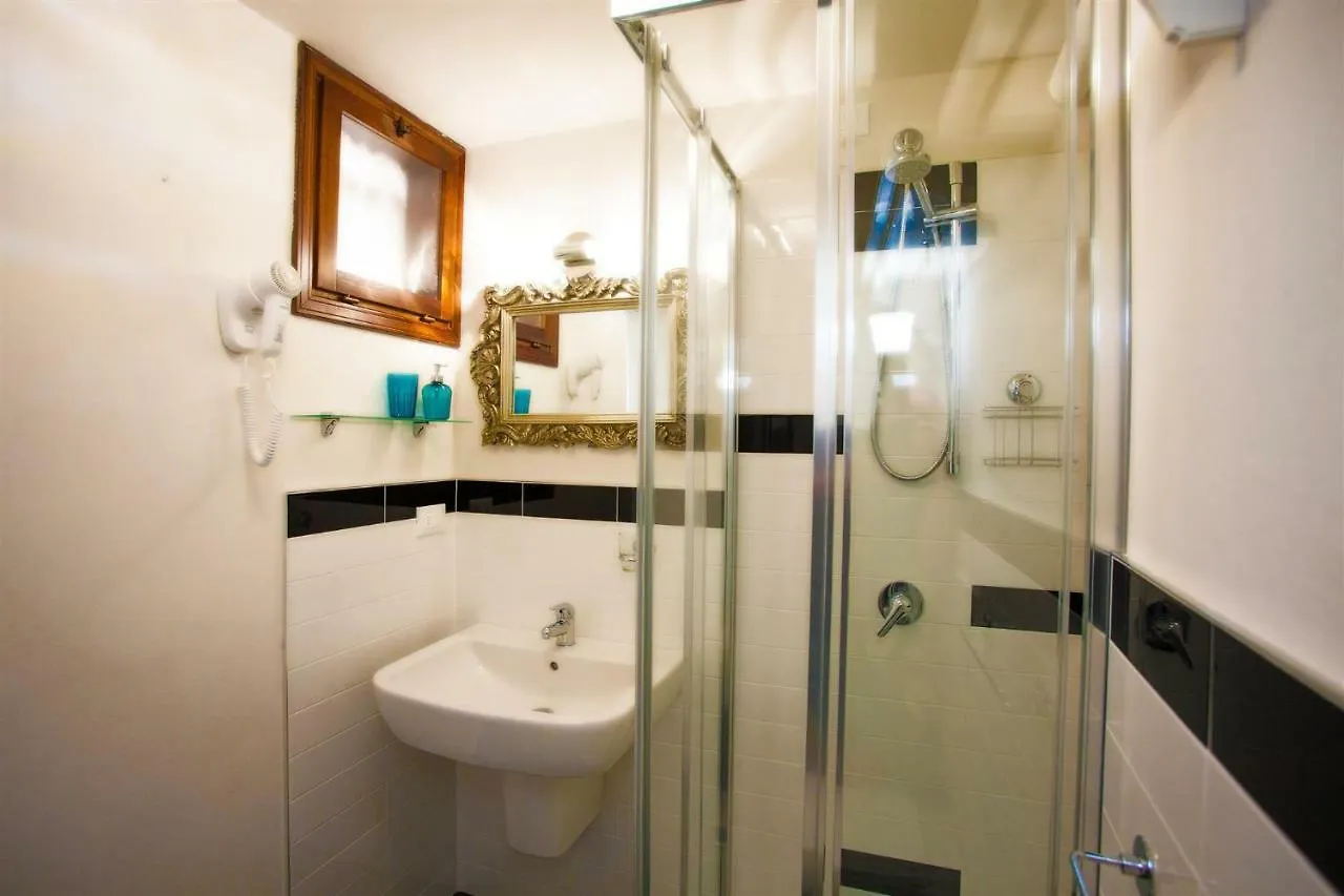 Garda Friends Apartments Toscolano Maderno